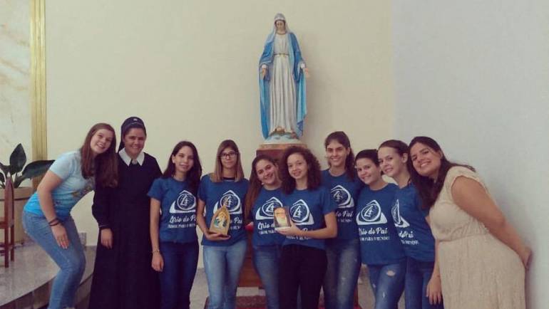 Enraizadas na alegria e amor de Maria: JUFEM Araraquara e Taquaritinga