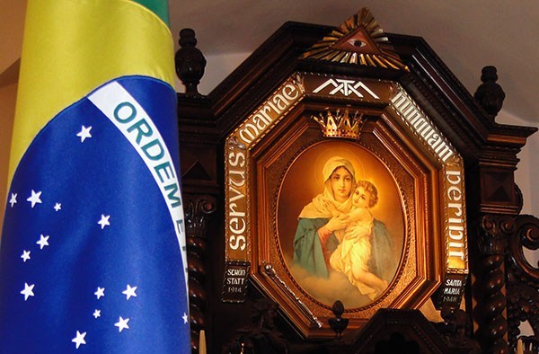 12 de abril: Consagração do Brasil a Maria