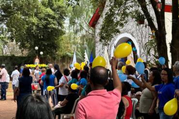 Festa na casa de “Maria, alegria que transforma”